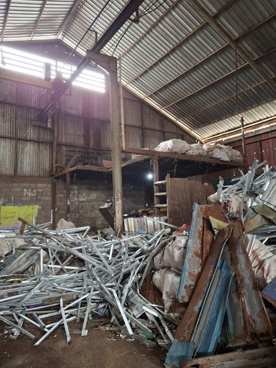 Galeri Jual Beli Besi Tua